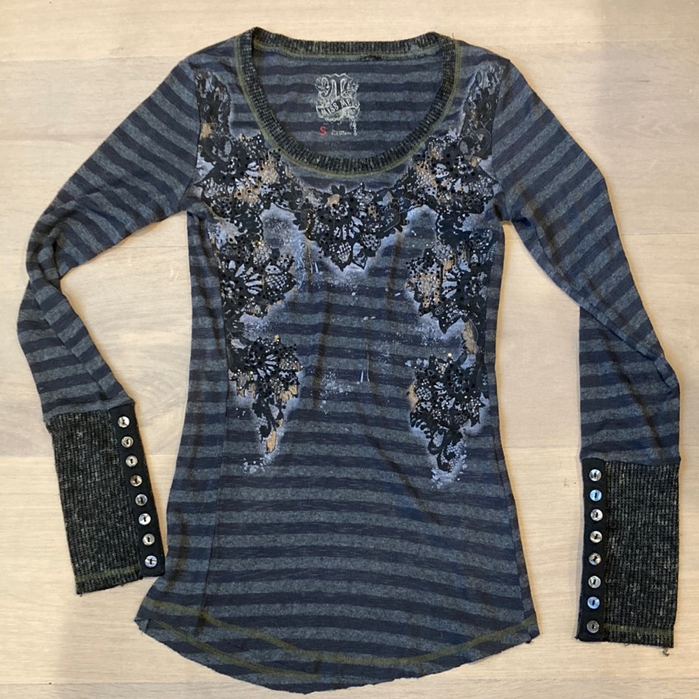 NWOT Miss Me Long Sleeve Shirt